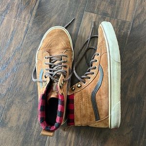 Size 11 Vans MTX outdoor shoes